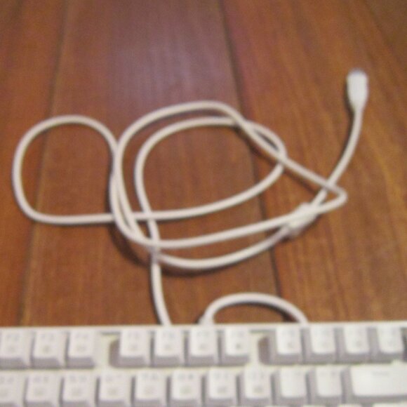 Redragon Kumara Mechanical Gaming Keyboard K552-WR White Wired Rainbow LED - Picture 7 of 7